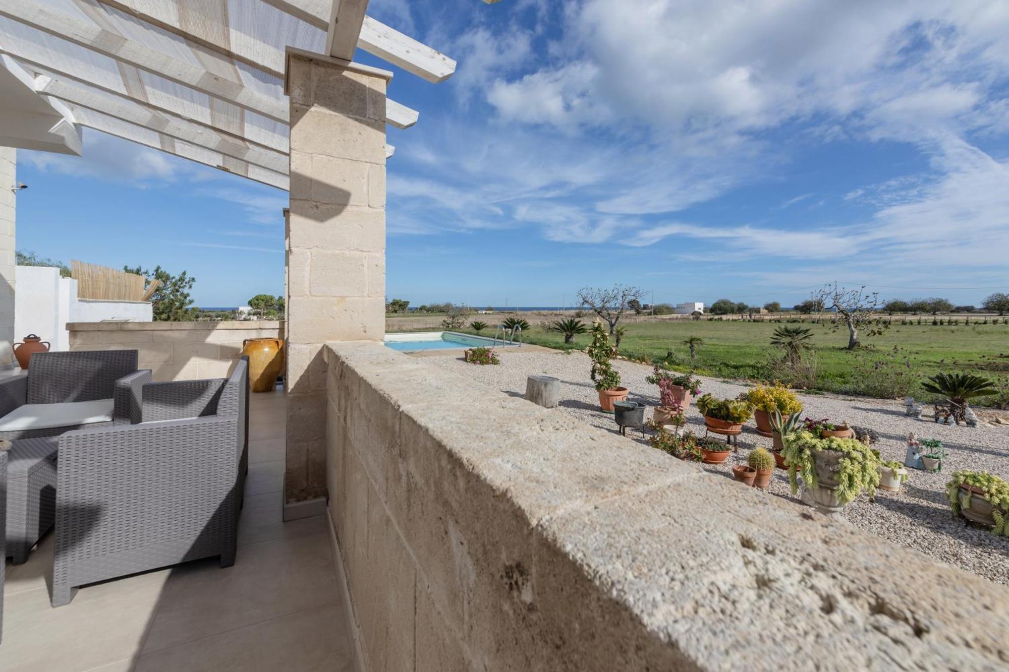 Villa Torre Guaceto By Rentbeat Carovigno Exterior photo